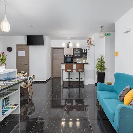 Awesome In With Wifi * プーラ